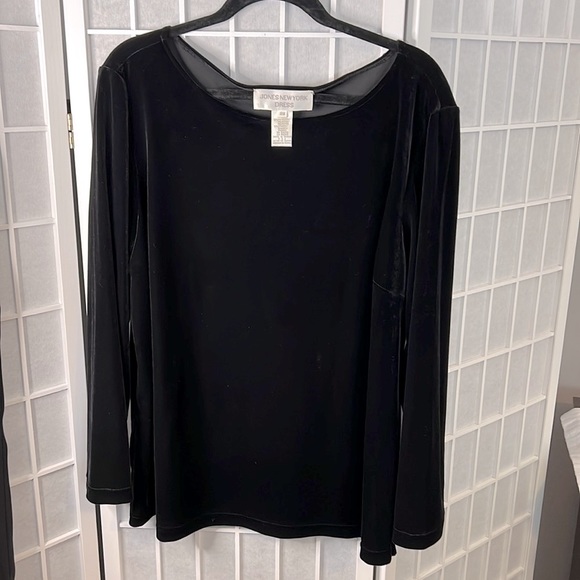 Jones New York Woman’s Velvet Long Sleeve Top 18 W - Picture 1 of 3